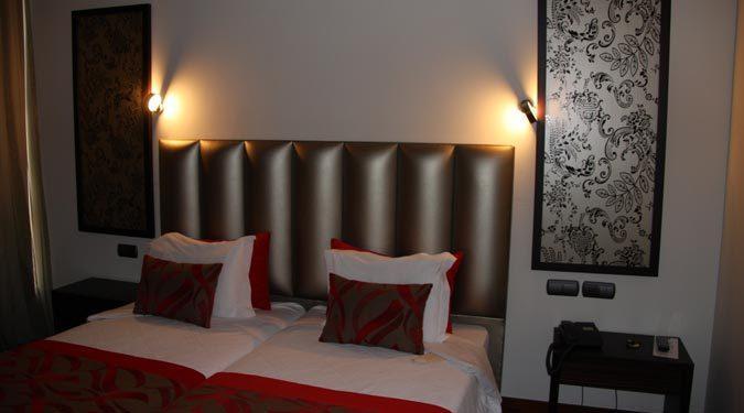 Dighton Hotel